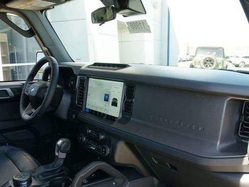 New 2026 Ford Bronco Badlands w/ Sasquatch Package AWD/4WD image 28