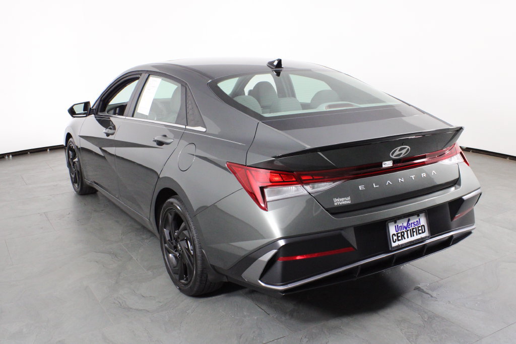 Certified 2026 Hyundai Elantra SEL Sport Premium FWD image 16