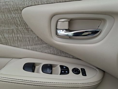 Certified 2019 Nissan Murano SV image 17