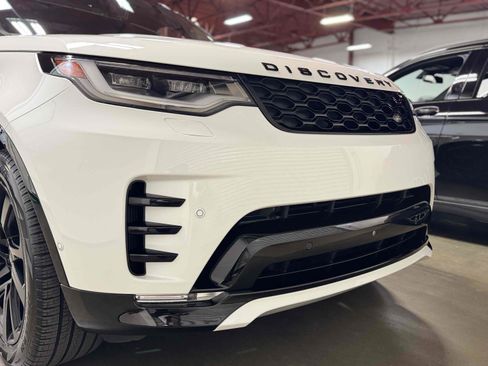 Used 2021 Land Rover Discovery S R-Dynamic image 62