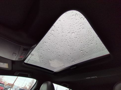 Used 2019 Volkswagen GTI SE w/ SE Experience Package image 24