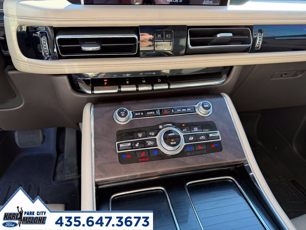 Used 2023 Lincoln Aviator Reserve w/ Equipment Group 201A AWD/4WD image 21