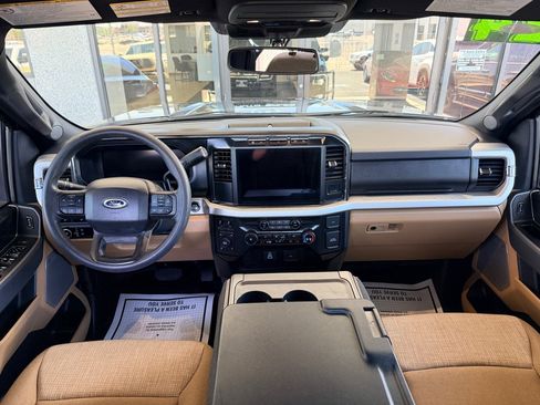 Used 2024 Ford F350 XLT w/ XLT Premium Package AWD/4WD image 21