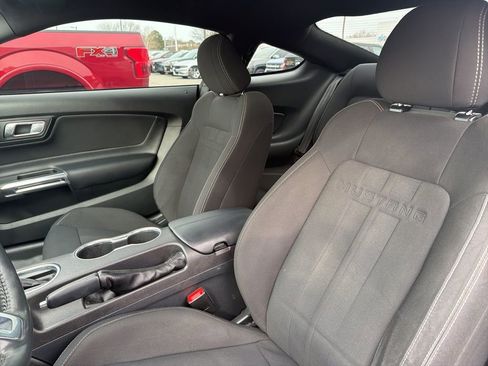 Used 2020 Ford Mustang GT image 12