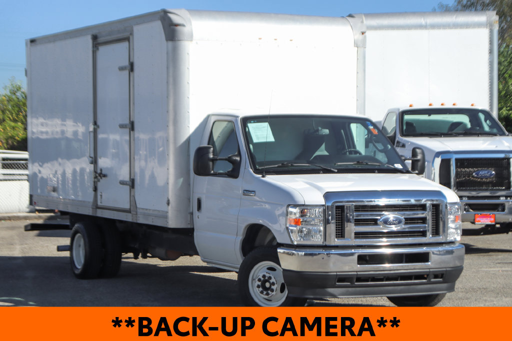 Used 2021 Ford E-450 and Econoline 450 Super Duty w/ Power Windows & Locks Group RWD image 2
