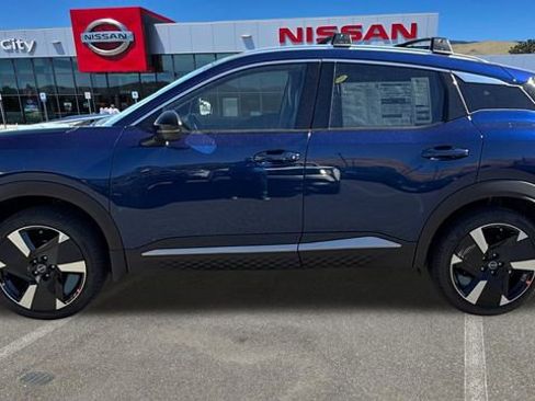 New 2026 Nissan Kicks SR w/ Cold Weather Package AWD/4WD image 6