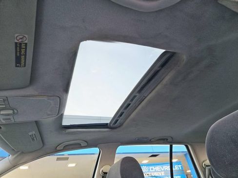 Used 2000 Volkswagen Golf GLS FWD image 6
