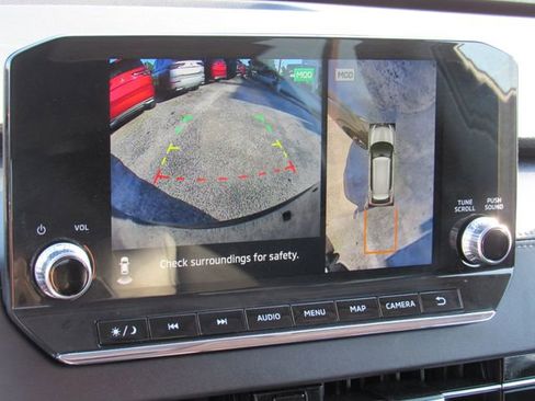 Used 2024 Mitsubishi Outlander SE FWD image 23