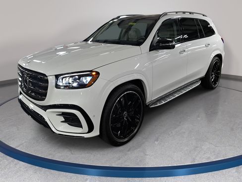 New 2026 Mercedes-Benz GLS 450 4MATIC image 2