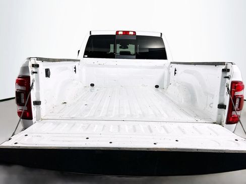 Used 2024 RAM 2500 Laramie AWD/4WD image 28