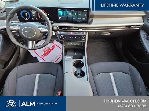 New 2026 Hyundai Sonata SEL FWD image 17