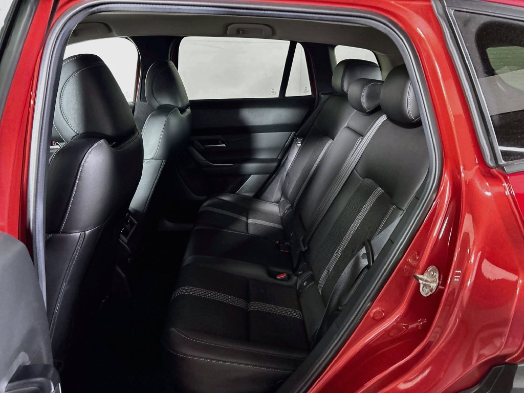 Used 2025 MAZDA CX-50 AWD 2.5 S w/ Preferred Package image 19