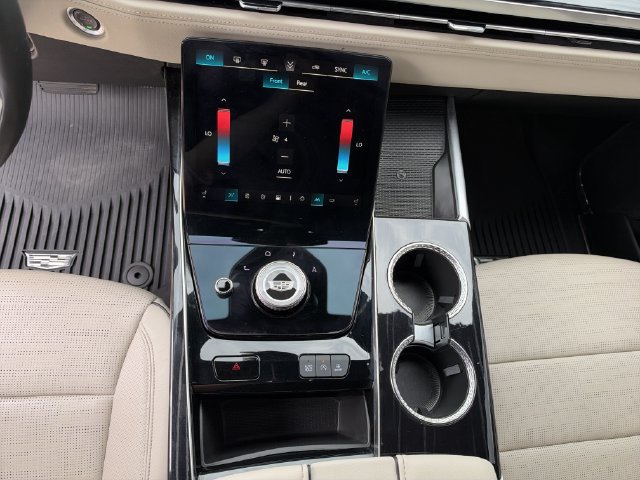 Certified 2025 Cadillac Escalade Sport w/ LPO, Floor Liner Package AWD/4WD image 17