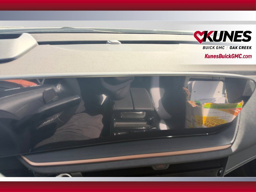 Used 2024 Buick Envision Preferred AWD/4WD image 26