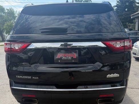 Used 2019 Chevrolet Traverse High Country w/ LPO, Floor Liner Package AWD/4WD image 14