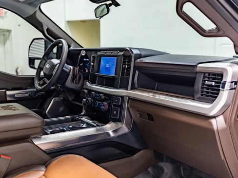 Used 2024 Ford F350 XL w/ 360-Degree Camera Package RWD image 36