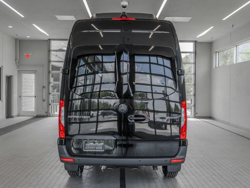 New 2025 Mercedes-Benz Sprinter 2500 image 14