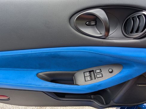 Certified 2025 Nissan Z Performance w/ Floor Mat Package image 29