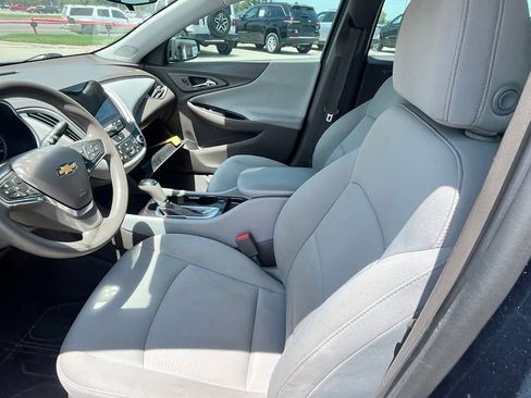 Used 2019 Chevrolet Malibu LS FWD image 10