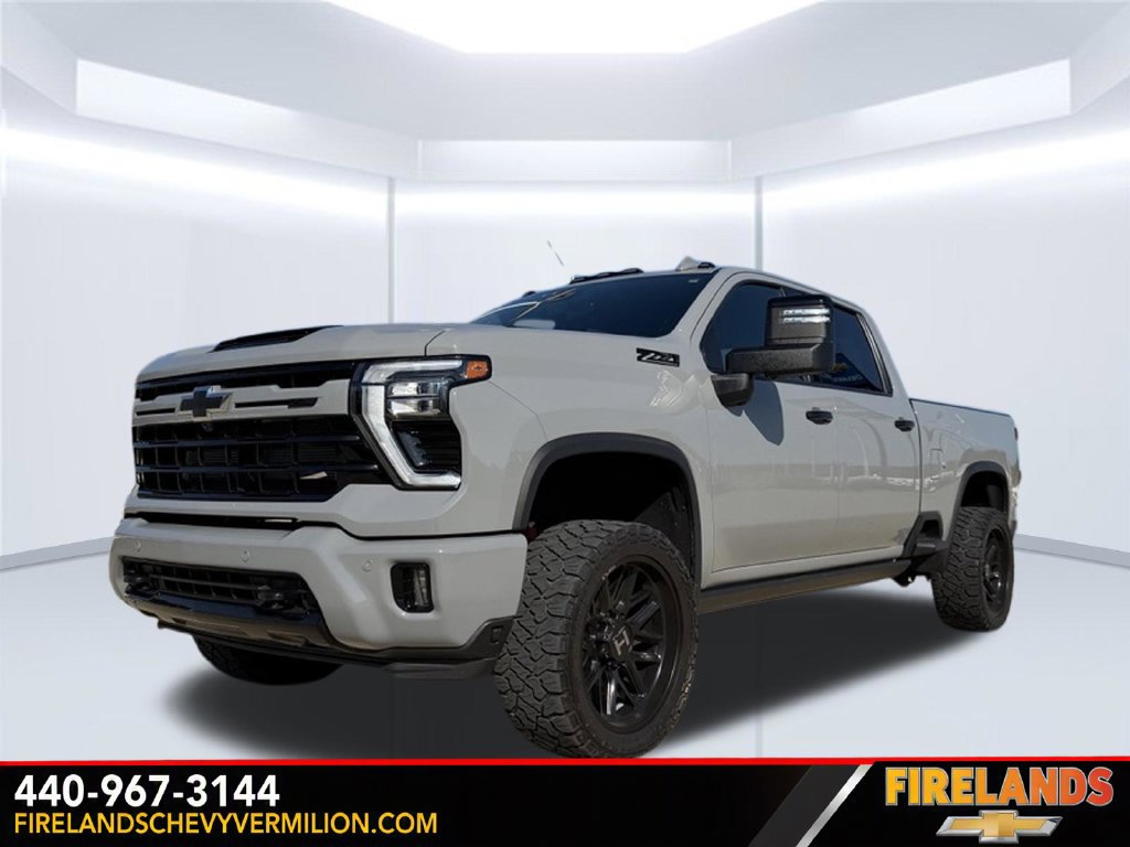 Used 2024 Chevrolet Silverado 3500 LTZ w/ LTZ Plus Package AWD/4WD image 1