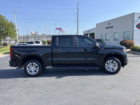 Used 2023 Chevrolet Silverado 1500 Custom RWD image 6