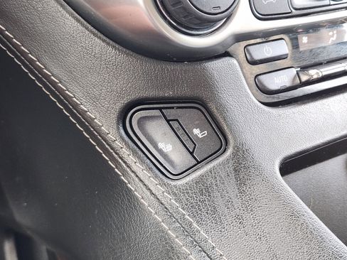 Used 2019 Chevrolet Tahoe LT image 21