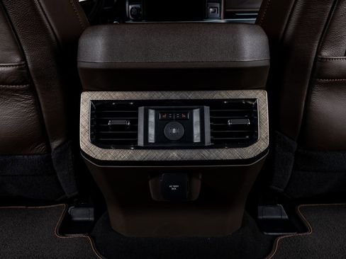 Used 2026 Ford F450 King Ranch w/ Chrome Package image 32