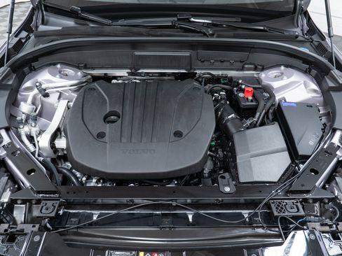 New 2026 Volvo XC60 B5 Plus w/ Protection Package Premier image 9