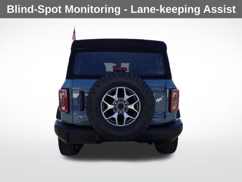 Used 2021 Ford Bronco Badlands image 7