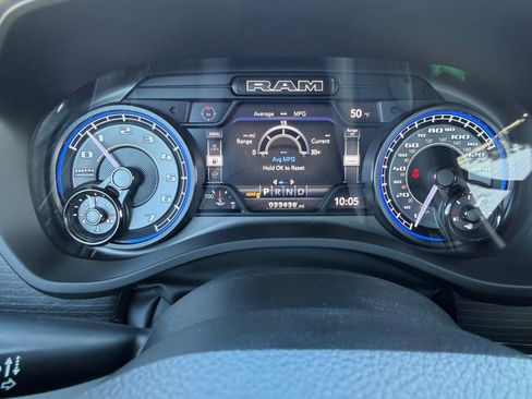 Used 2022 RAM 1500 Limited image 16