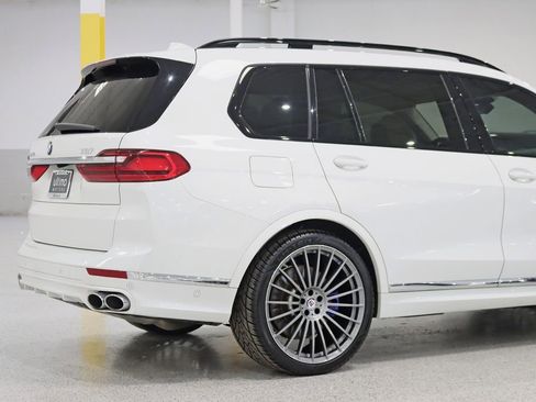 Used 2022 BMW ALPINA XB7 AWD/4WD image 11