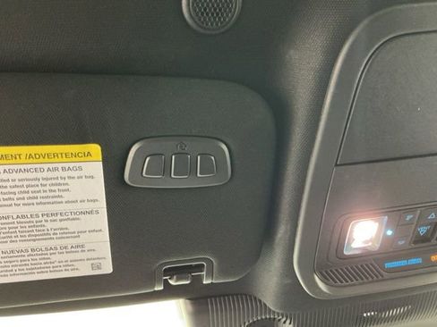 Used 2025 Ford Explorer ST AWD/4WD image 25