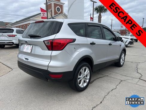 Used 2019 Ford Escape S image 5