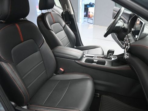 Used 2024 Nissan Sentra SR w/ SR Premium Package image 20