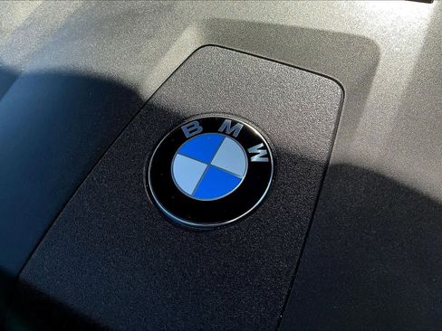 Used 2025 BMW X5 xDrive50e w/ Premium Package image 35