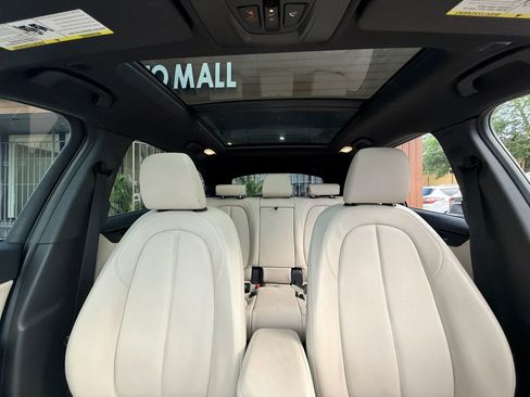 Used 2018 BMW X1 sDrive28i w/ Convenience Package FWD image 9