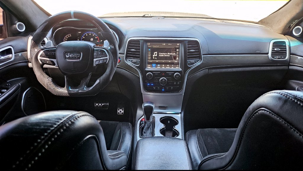 Used 2018 Jeep Grand Cherokee Trackhawk AWD/4WD image 32