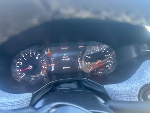 Used 2024 Jeep Compass Latitude AWD/4WD image 8