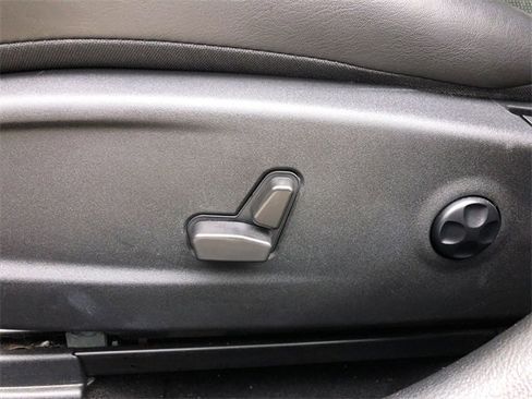 Used 2021 Chrysler 300 S w/ S Model Appearance Package image 4