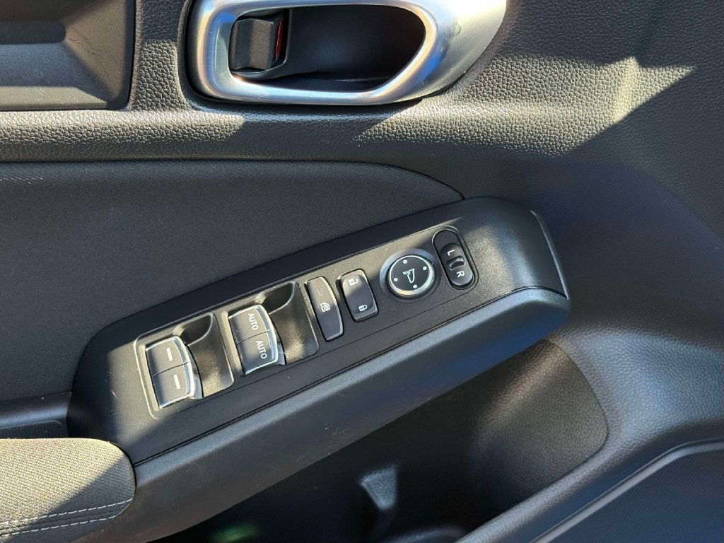 Used 2025 Honda Civic Sport image 15