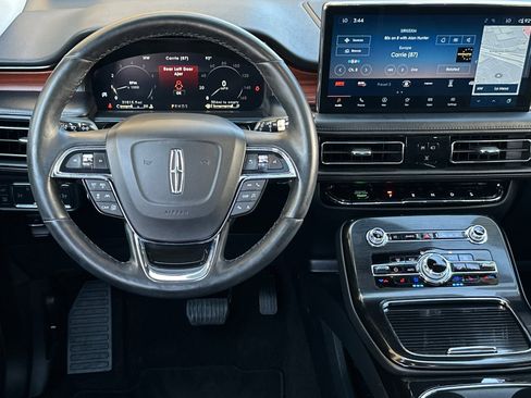 Certified 2021 Lincoln Nautilus Reserve image 13