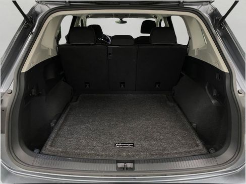 Used 2023 Volkswagen Tiguan S image 6