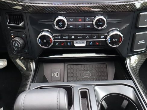 New 2025 Ford F150 Lariat w/ Equipment Group 502A High image 10