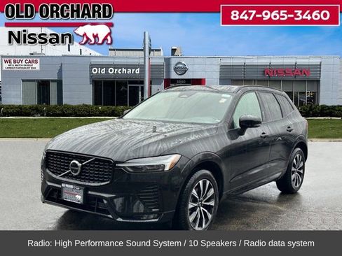 Used 2025 Volvo XC60 B5 Plus image 1