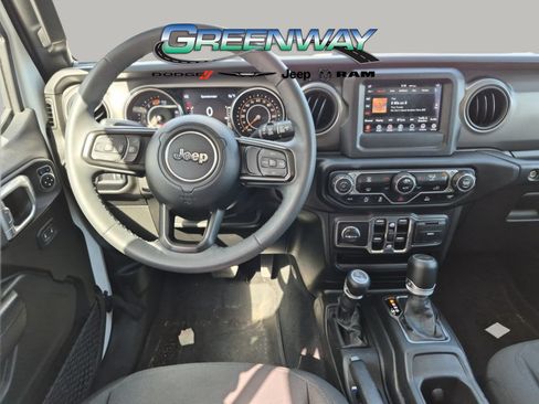 Used 2023 Jeep Wrangler Unlimited Sport AWD/4WD image 9