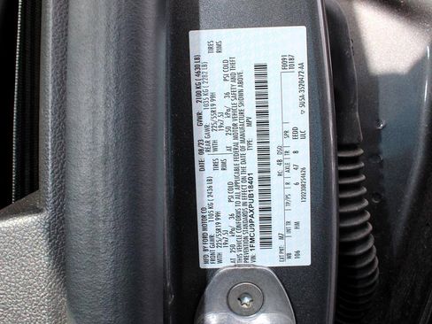 Used 2023 Ford Escape ST-Line Elite image 11