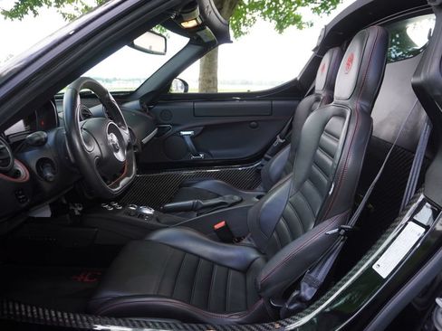 Used 2019 Alfa Romeo 4C Spider RWD image 65