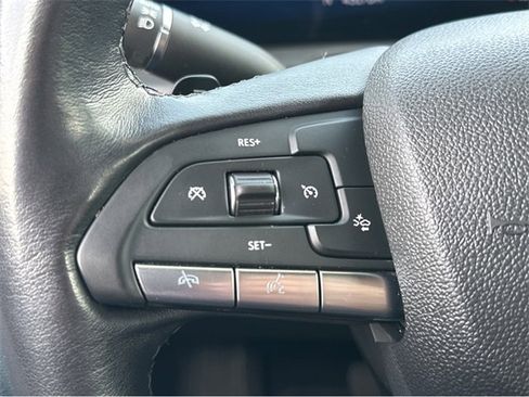 Certified 2024 Cadillac XT4 Premium Luxury image 28