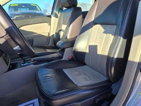 Used 2006 Mercury Milan Premier image 7