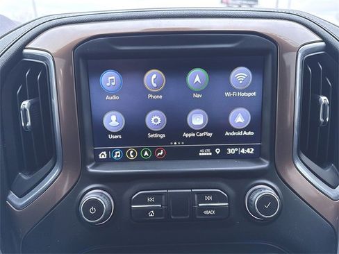 Used 2019 Chevrolet Silverado 1500 High Country w/ Technology Package image 13